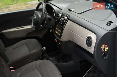 Минивэн Dacia Lodgy 2012 в 