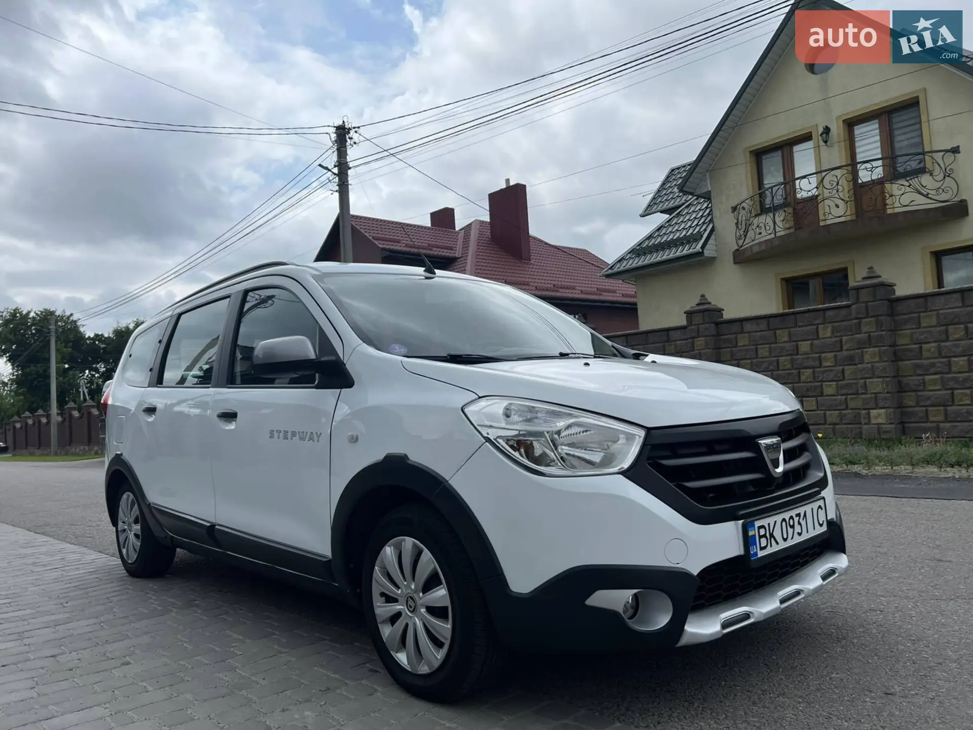 2016 Dacia Lodgy - мініатюра 36
