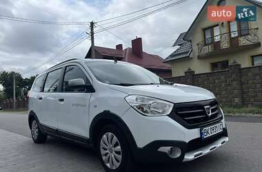 Минивэн Dacia Lodgy 2016 в 