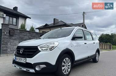 Минивэн Dacia Lodgy 2016 в 
