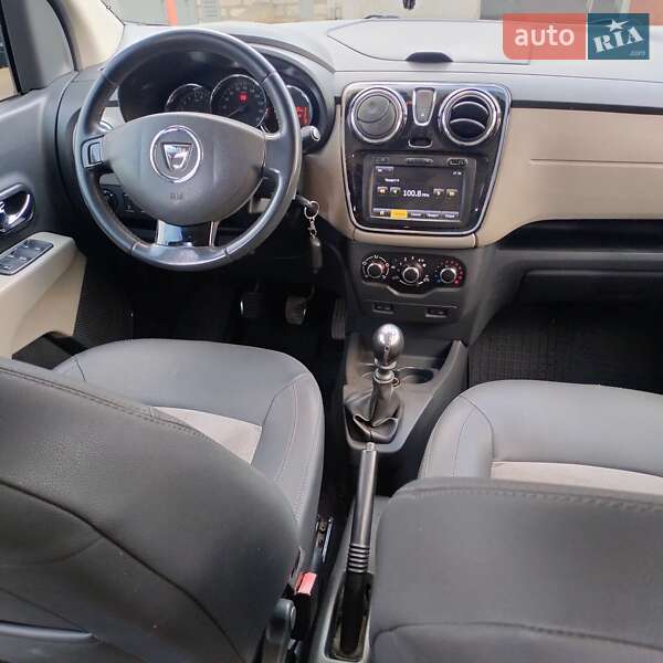 Минивэн Dacia Lodgy 2012 в Николаеве