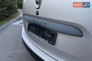 Минивэн Dacia Lodgy 2013 в 