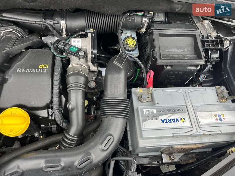 Минивэн Dacia Lodgy 2013 в Луцке