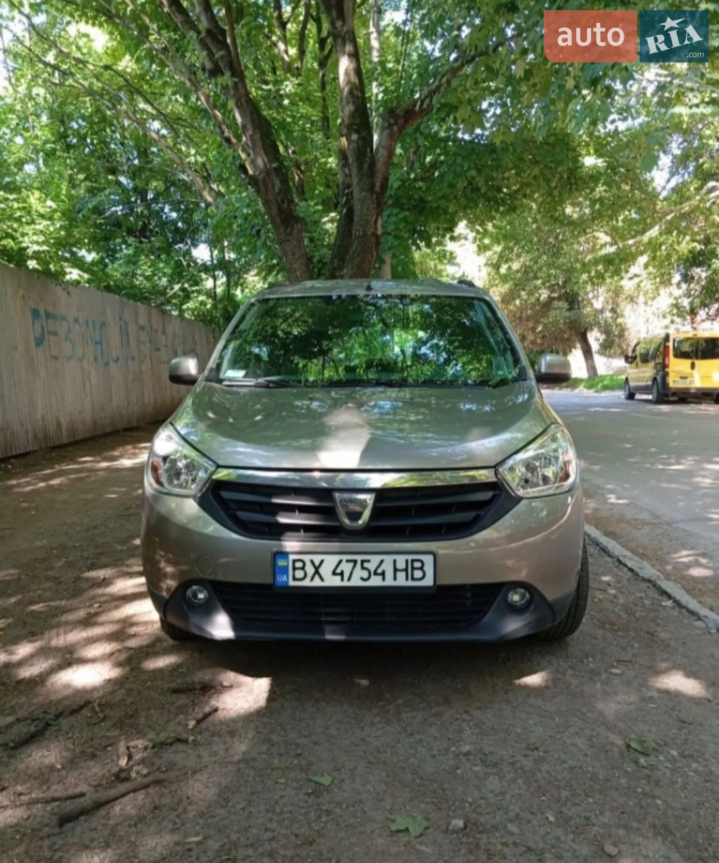 2014 Dacia Lodgy - мініатюра 2