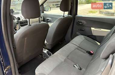 Минивэн Dacia Lodgy 2012 в 