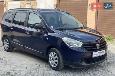 Минивэн Dacia Lodgy 2013 в Ровно