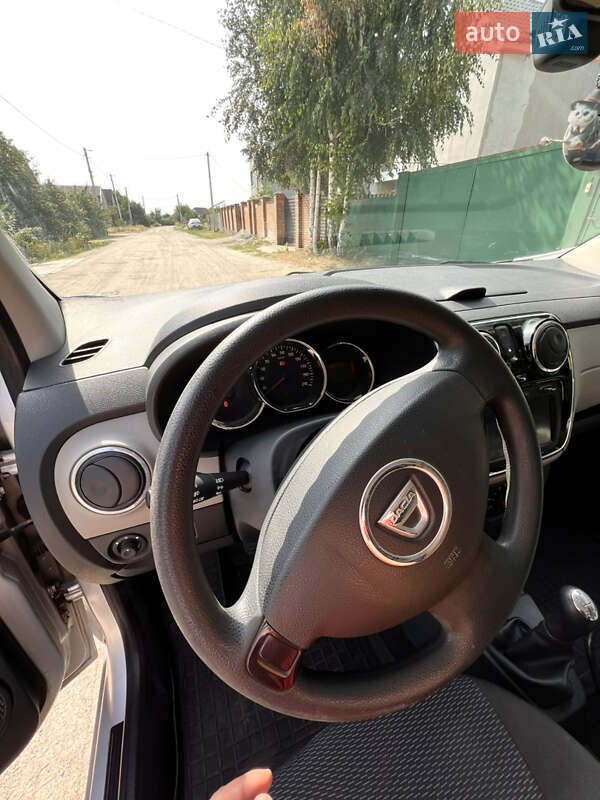 Мінівен Dacia Lodgy 2012 в Кропивницькому