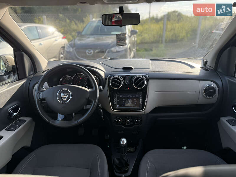 Минивэн Dacia Lodgy 2012 в Ровно