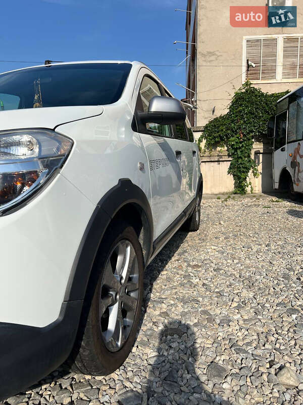 Минивэн Dacia Lodgy 2016 в Калуше