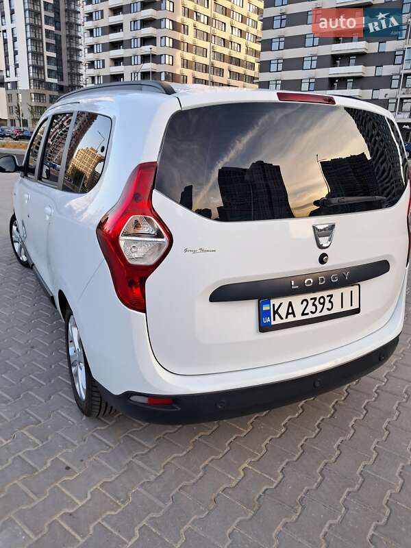 Минивэн Dacia Lodgy 2013 в Киеве