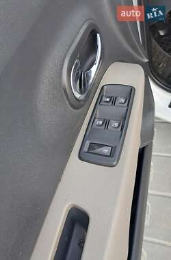 Мінівен Dacia Lodgy 2013 в 