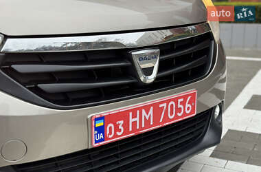 Минивэн Dacia Lodgy 2012 в 