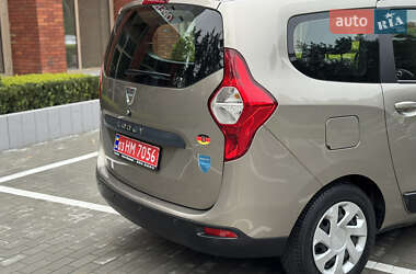 Минивэн Dacia Lodgy 2012 в 