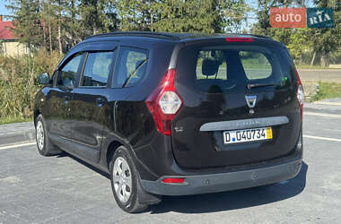 Минивэн Dacia Lodgy 2012 в 