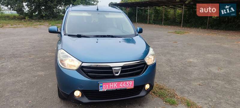 Минивэн Dacia Lodgy 2013 в Луцке