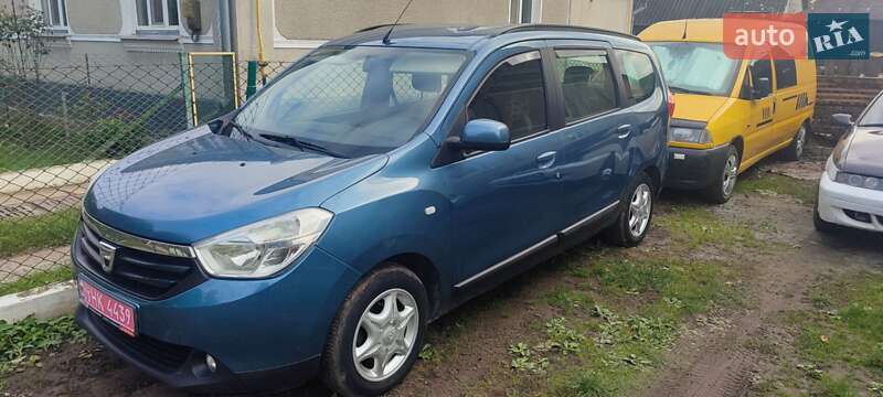 Минивэн Dacia Lodgy 2013 в Луцке