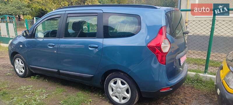 Минивэн Dacia Lodgy 2013 в Луцке