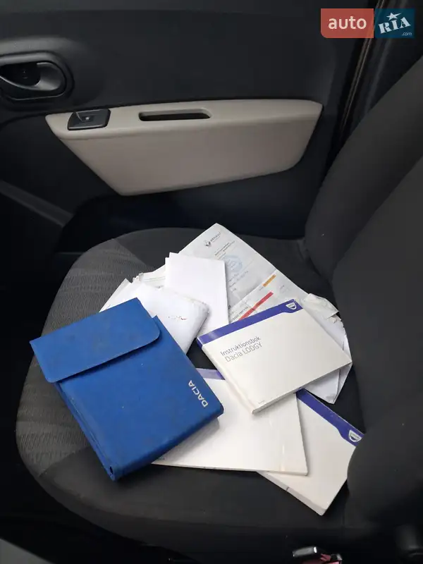 Минивэн Dacia Lodgy 2014 в Днепре документ 2 фото Минивэн Dacia Lodgy 2014 в Днепре документ