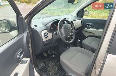 Минивэн Dacia Lodgy 2012 в 