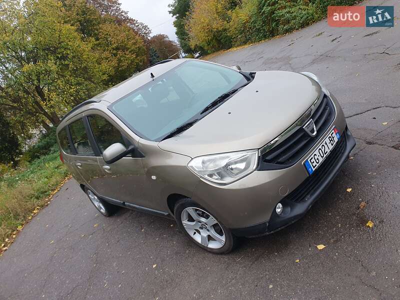 Минивэн Dacia Lodgy 2012 в Дубно