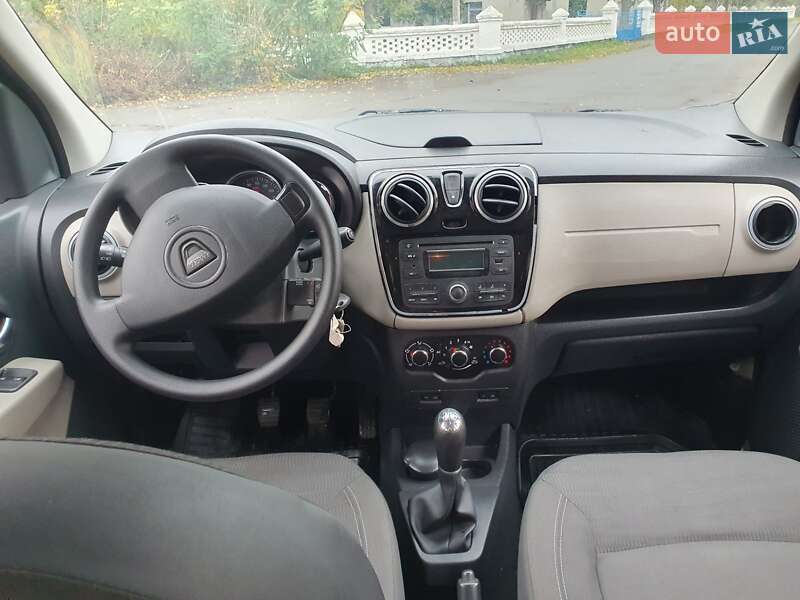 Минивэн Dacia Lodgy 2012 в Дубно