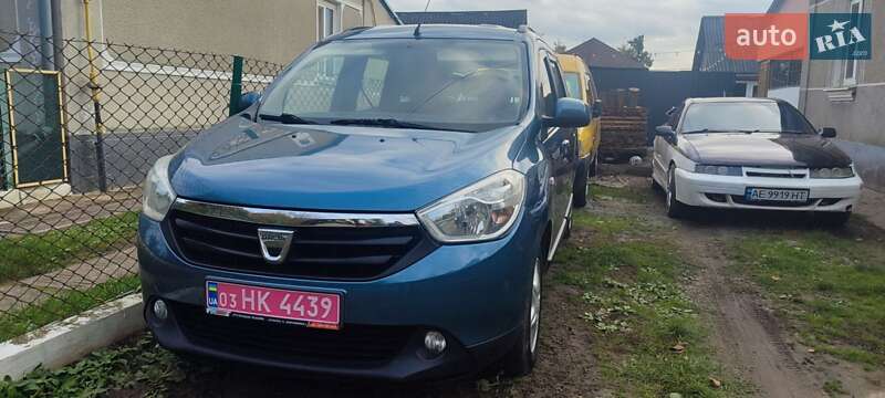Dacia Lodgy 2013