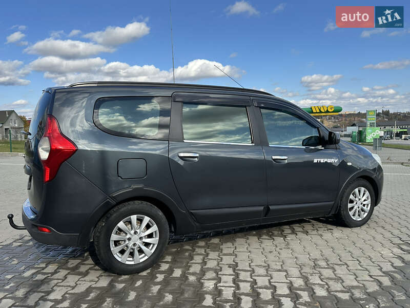 Минивэн Dacia Lodgy 2012 в Каменец-Подольском фото 15 Минивэн Dacia Lodgy 2012 в Каменец-Подольском