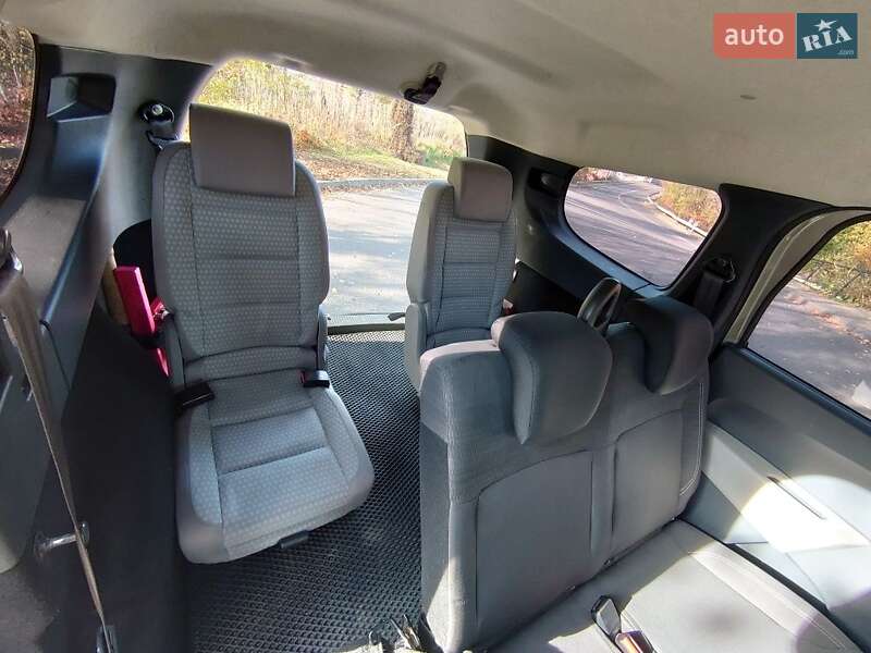 Минивэн Dacia Lodgy 2012 в Черновцах