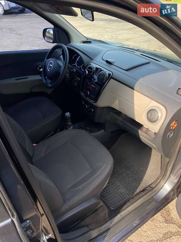 Минивэн Dacia Lodgy 2012 в Львове