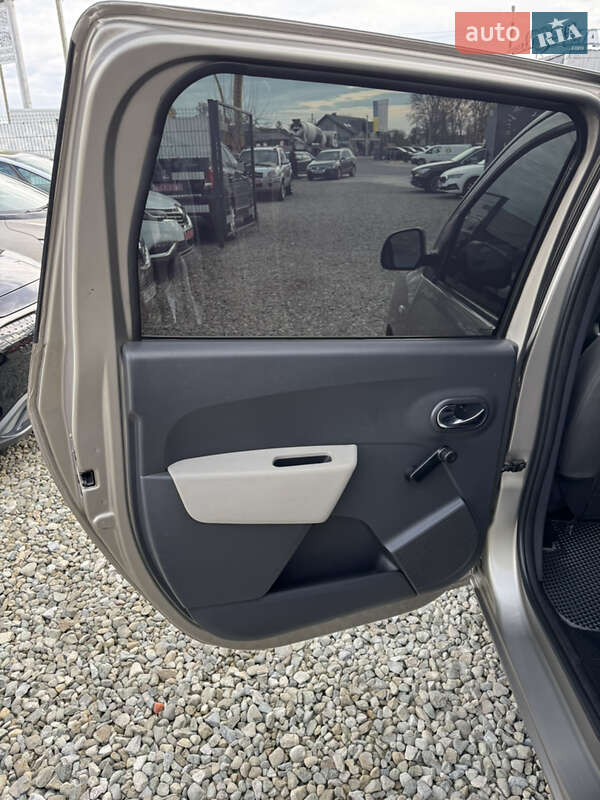 Минивэн Dacia Lodgy 2014 в Ивано-Франковске фото 17 Минивэн Dacia Lodgy 2014 в Ивано-Франковске