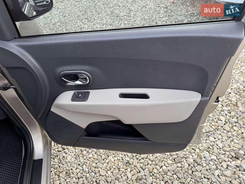 Минивэн Dacia Lodgy 2014 в Ивано-Франковске фото 21 Минивэн Dacia Lodgy 2014 в Ивано-Франковске