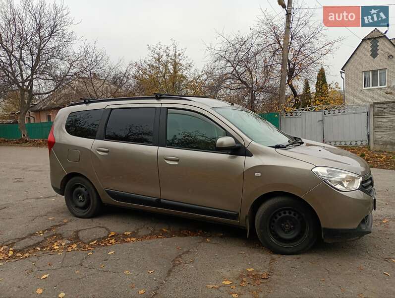 Минивэн Dacia Lodgy 2013 в Лубнах фото 10 Минивэн Dacia Lodgy 2013 в Лубнах