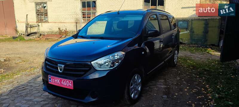 Мінівен Dacia Lodgy 2012 в Луцьку