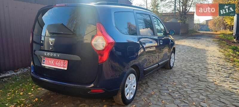 Мінівен Dacia Lodgy 2012 в Луцьку