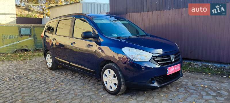 Мінівен Dacia Lodgy 2012 в Луцьку