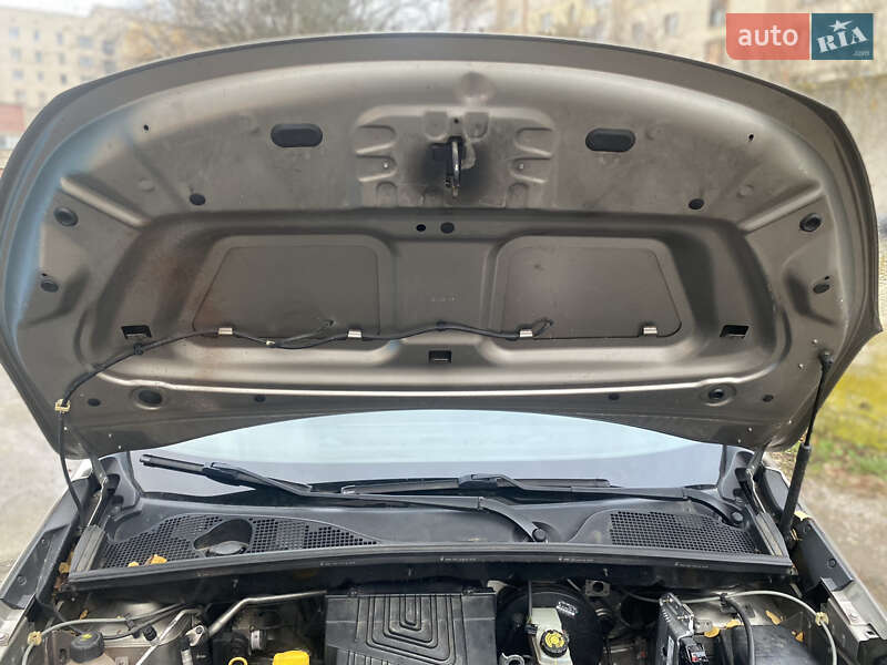 Мінівен Dacia Lodgy 2012 в Рівному