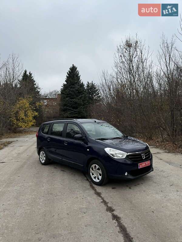 Dacia Lodgy 2013