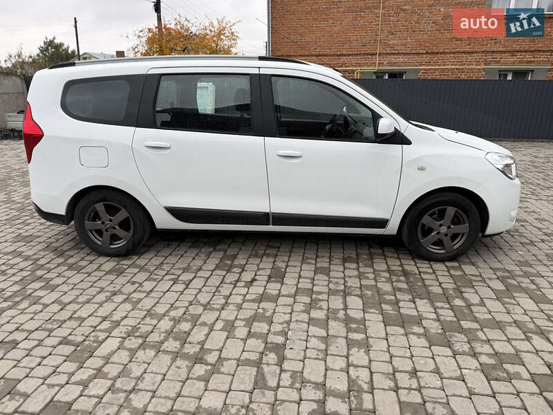 Минивэн Dacia Lodgy 2017 в Львове