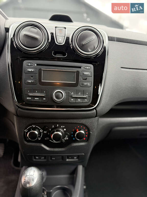 Минивэн Dacia Lodgy 2017 в Львове