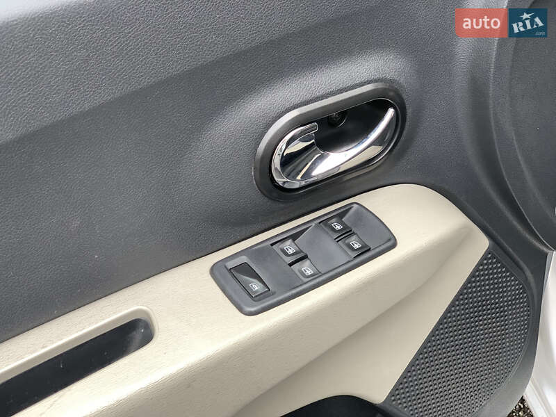 Минивэн Dacia Lodgy 2012 в Виннице