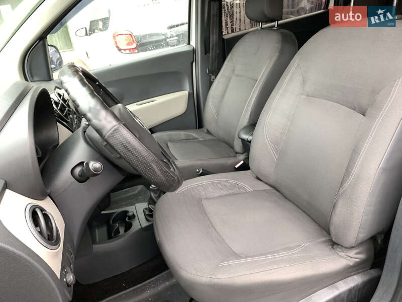 Минивэн Dacia Lodgy 2012 в Виннице