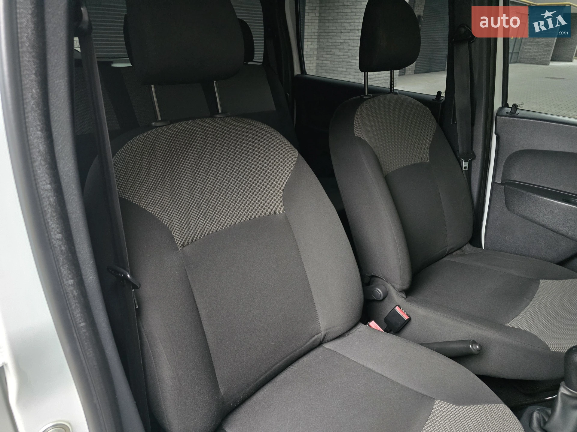 2015 Dacia Lodgy - мініатюра 52