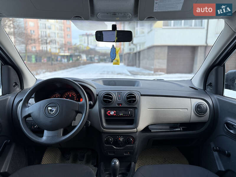 Мінівен Dacia Lodgy 2012 в Івано-Франківську