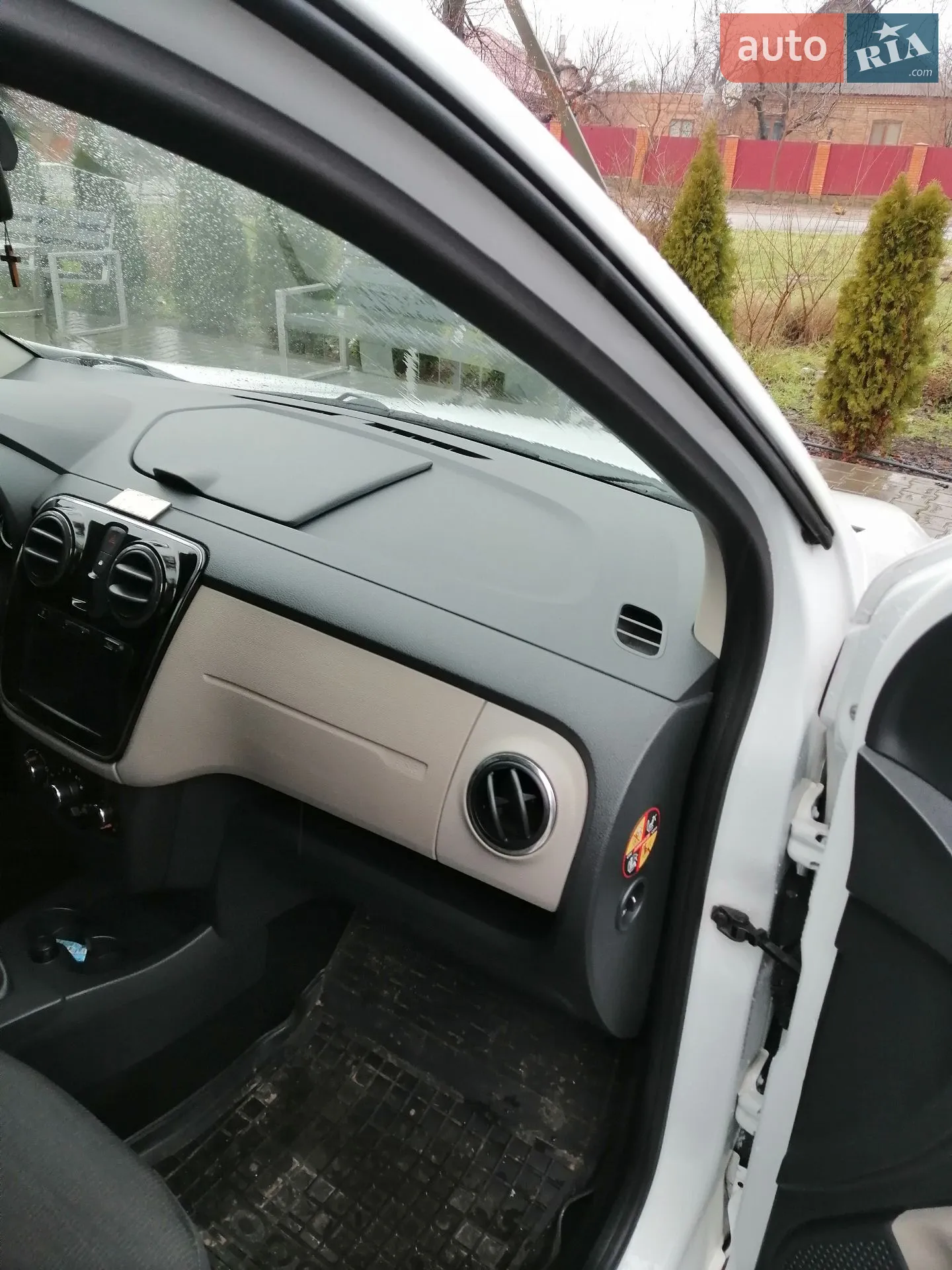 2013 Dacia Lodgy - мініатюра 11