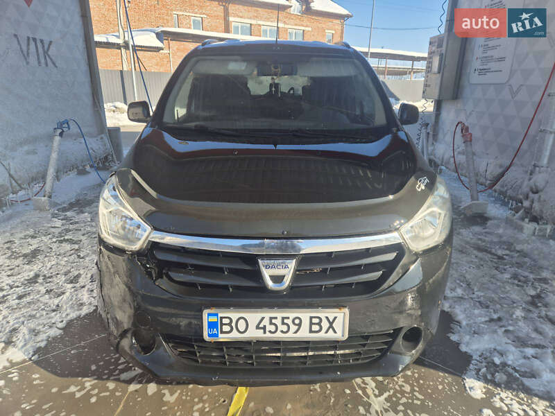 Dacia Lodgy 2012