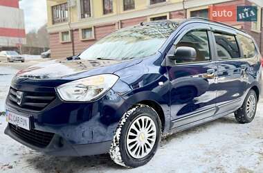 Минивэн Dacia Lodgy 2015 в Львове
