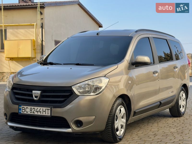 Dacia Lodgy 2012