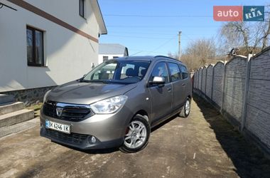 Мінівен Dacia Lodgy 2012 в Гощі