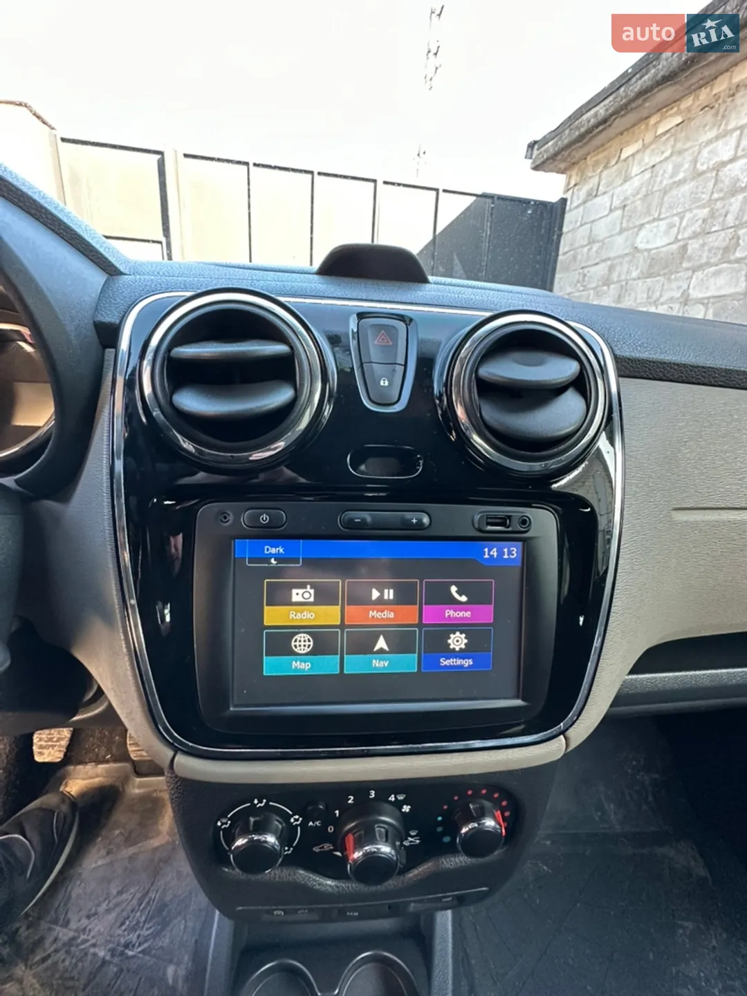 2016 Dacia Lodgy - мініатюра 8