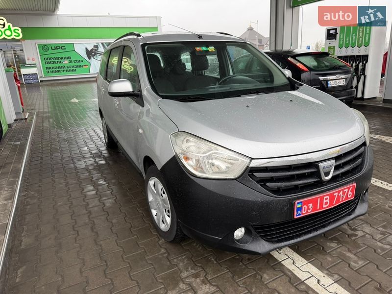 Минивэн Dacia Lodgy 2013 в Луцке